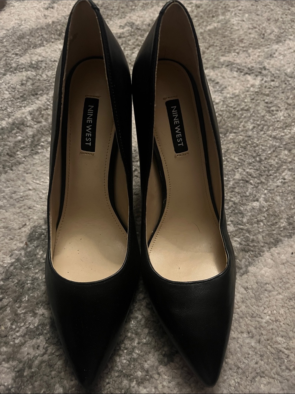 Nine West Black Pointed-Toe Leather Pumps